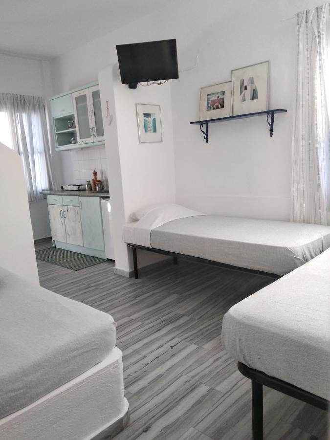 Hotel Mediterraneo Ίος Εξωτερικό φωτογραφία