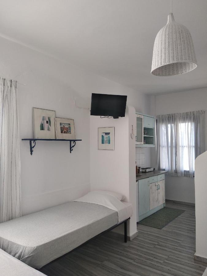 Hotel Mediterraneo Ίος Εξωτερικό φωτογραφία